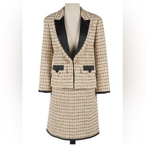 Chanel Beige Metallic Silver Gold Tweed Suit SZ 46